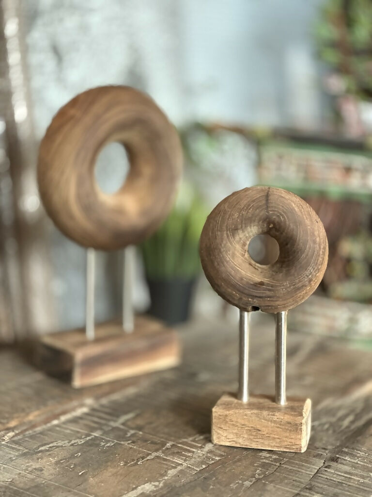 Argolla Madera en pedestal M