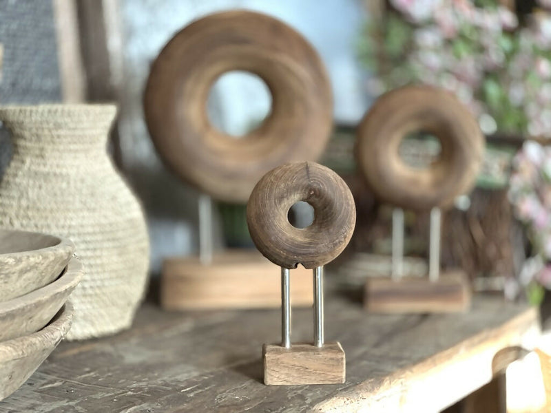 Argolla Madera en pedestal M