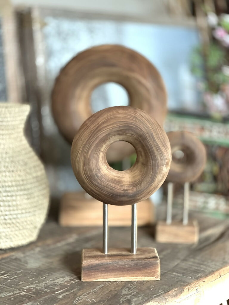 Argolla Madera en pedestal XL