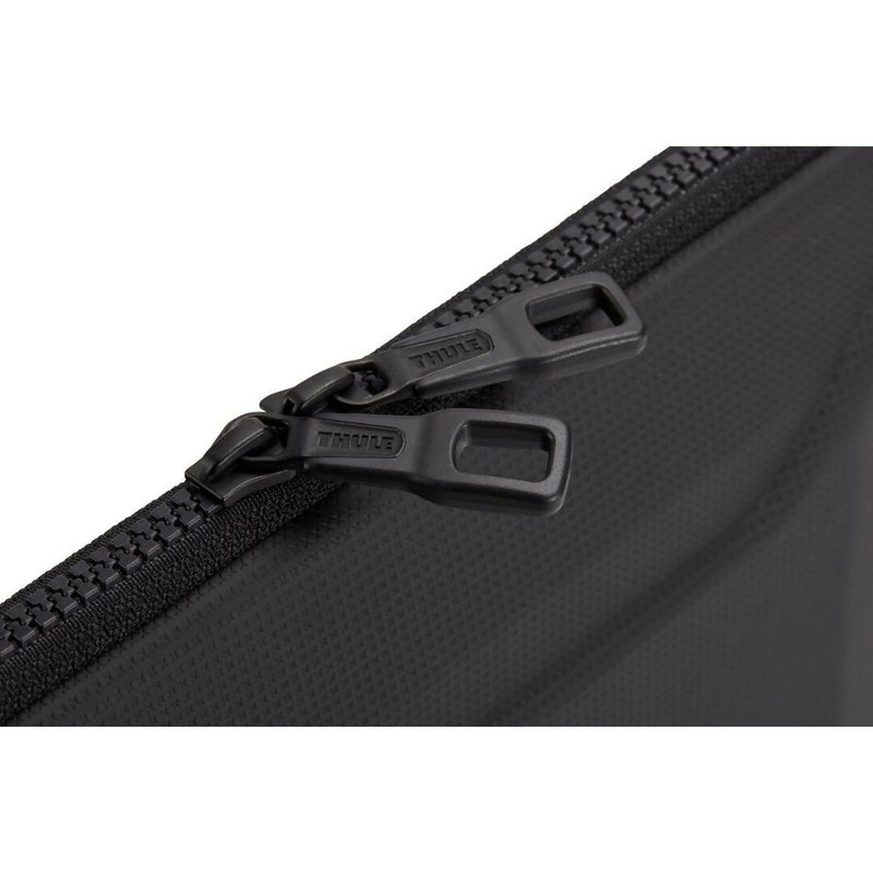 Funda Thule Gauntlet para MacBook Semi Rigida 16 pulgadas